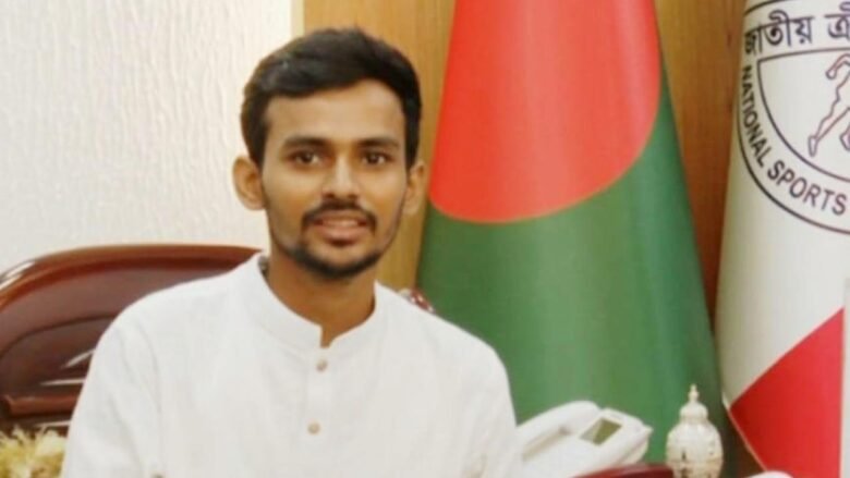 সচিবালয়ে অফিস শুরু করলেন উপদেষ্টা আসিফ মাহমুদ