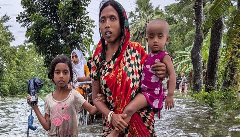 বাংলাদেশে বন্যায় এখনো ২০ লাখ শিশু ঝুঁকিতে