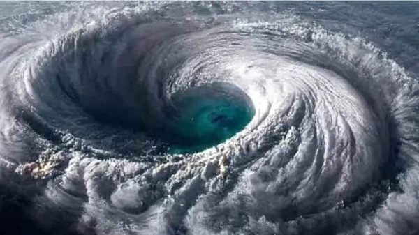 ধেয়ে আসছে ঘূর্ণিঝড় ‘আসনা’, যা জানাল আবহাওয়া অধিদপ্তর