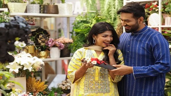 সংসার সুখের হয় যে ৫ গুণে