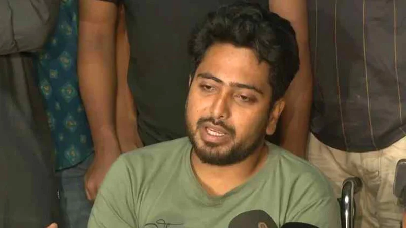 রাজনৈতিক দল গঠনের পরিকল্পনা এই মুহূর্তে নেই