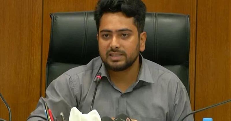 আলোচিত ‘রাজাকার’ স্লোগানের ব্যাখ্যায় যা বললেন উপদেষ্টা নাহিদ