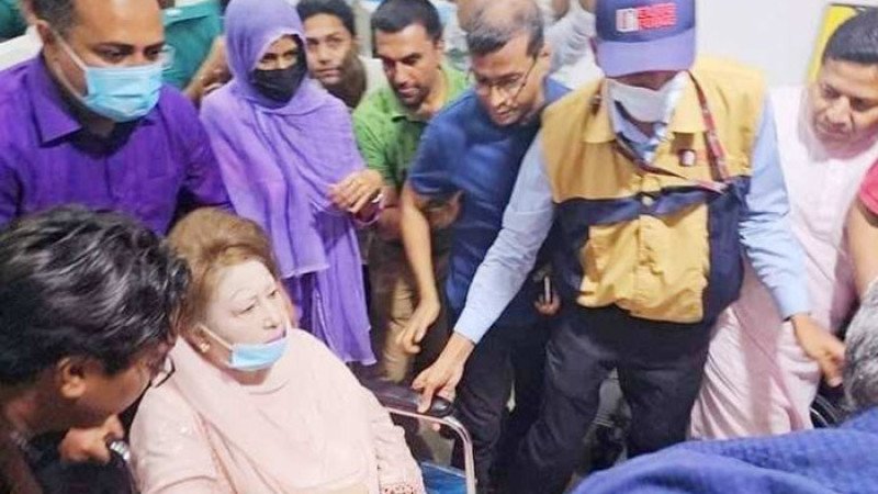 হাসপাতাল থেকে বিকেলে বাসায় ফিরবেন খালেদা জিয়া