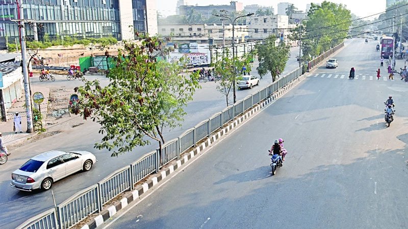 ঢাকার বাতাস আজ মাঝারি মানের