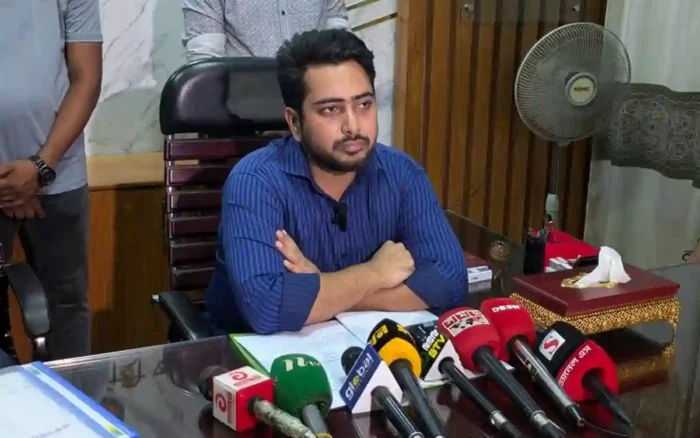 সাইবার মামলায় গ্রেপ্তার না করার নির্দেশ তথ্য উপদেষ্টার