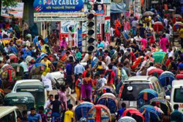 সিলেটে শেষ মুহূর্তে জমজমাট পূজার বাজার