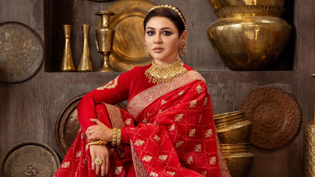 হৃদয় কাঁদে জয়ার