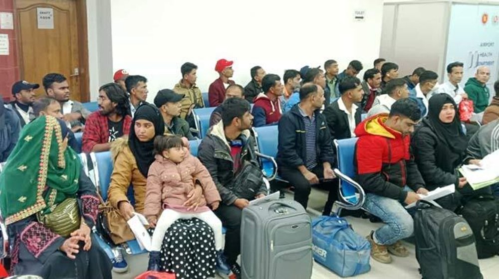 লেবানন থেকে দেশে ফিরলেন আরও ৮৫ বাংলাদেশি