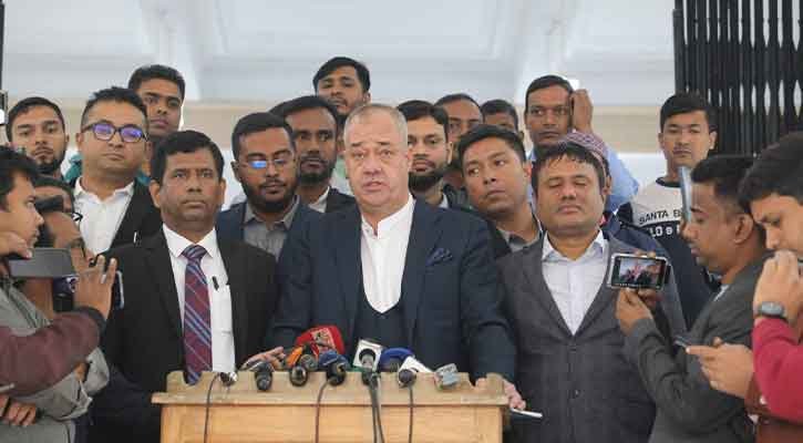 হাসিনাকে ফেরত দিয়ে ন্যায়ের পক্ষে থাকবে ভারত, আশা টবি ক্যাডম্যানের