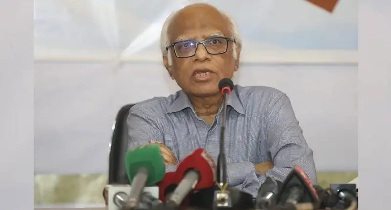 পাঠ্যপুস্তকের বিতর্ক নিরসনে গুরুত্ব দেয়া হয়েছে