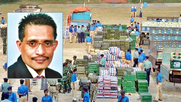 ১০ ট্রাক অস্ত্র মামলায়: খালাস পেলেন বাবর