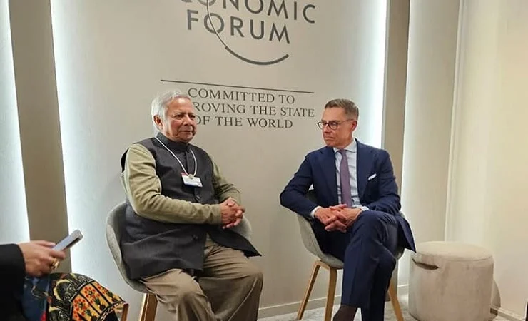 ফিনল্যান্ডের প্রেসিডেন্টের সঙ্গে প্রধান উপদেষ্টার বৈঠক