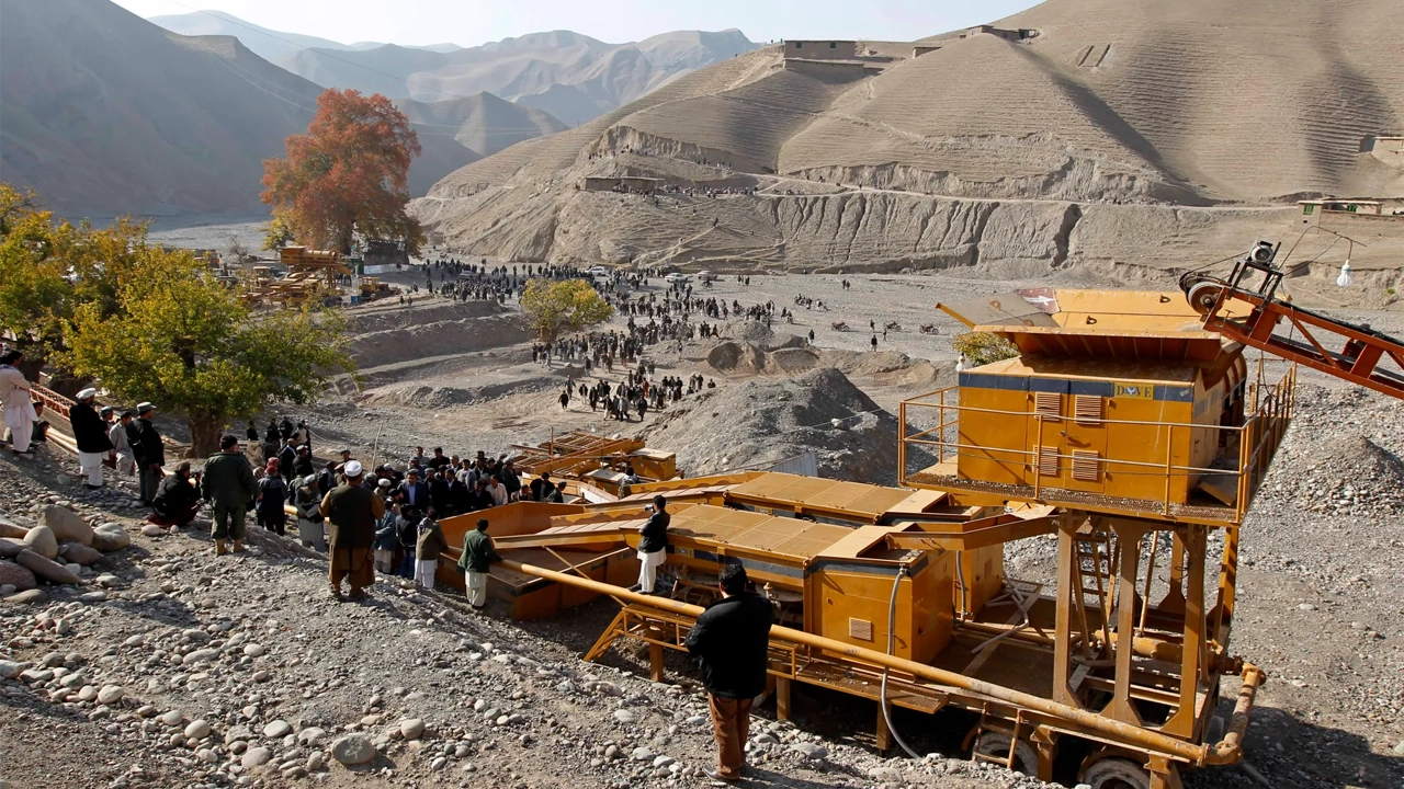 স্মার্টফোন-ল্যাপটপ তৈরির বিরল সব ধাতু রয়েছে আফগানিস্তানেই