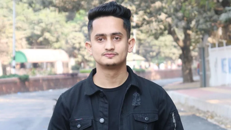 জুলাই শহীদ স্মৃতি ফাউন্ডেশন থেকে সরে দাড়ালেন সারজিস আলম