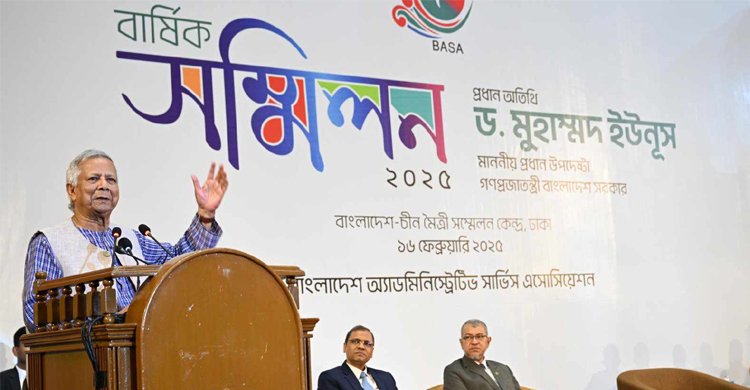 কাজের লোক চিকিৎসক সেজে বিদেশ যাচ্ছে, লজ্জায় মাথা হেঁট হয়ে যায়