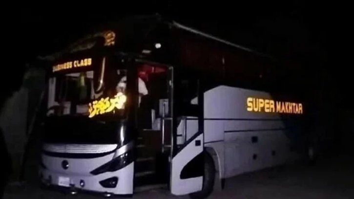 পাকিস্তানে বাস থেকে নামিয়ে ৭ যাত্রীকে গুলি করে হত্যা