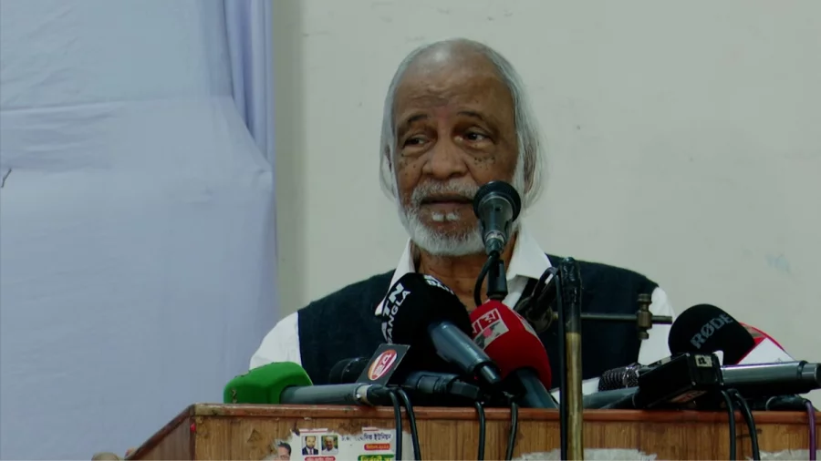 এক-এগারোর বিরাজনৈতিকীকরণের ইঙ্গিত দেখতে পাচ্ছি