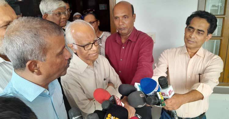 ‘জীবনব্যাপী যারা দেশের জন্য অবদান রেখেছেন তাদেরকে স্বাধীনতা পুরস্কার দেয়া হবে’