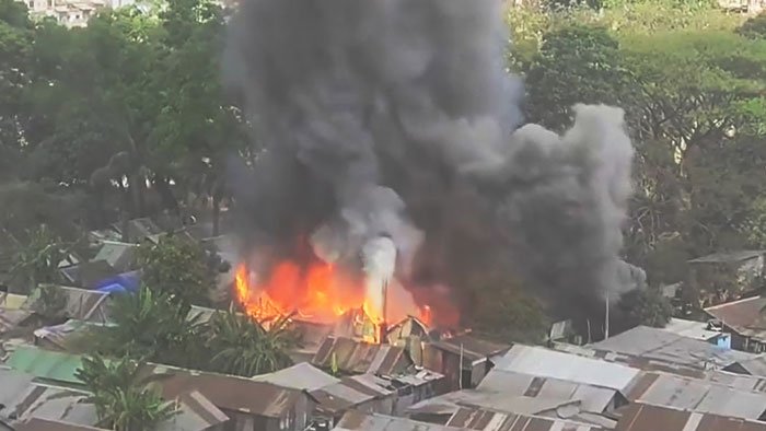 ভাষানটেক বস্তির আগুন নিয়ন্ত্রণে