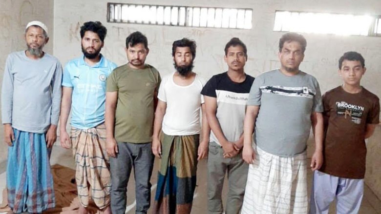 সিদ্ধিরগঞ্জে আরাকান আর্মির ৬ সদস্য গ্রেফতার