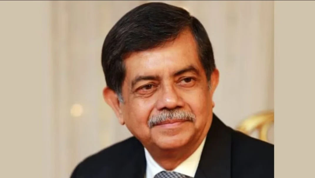 শপথ নিয়েই নিজ দপ্তরে গেছেন নতুন শিক্ষা উপদেষ্টা সি আর আবরার