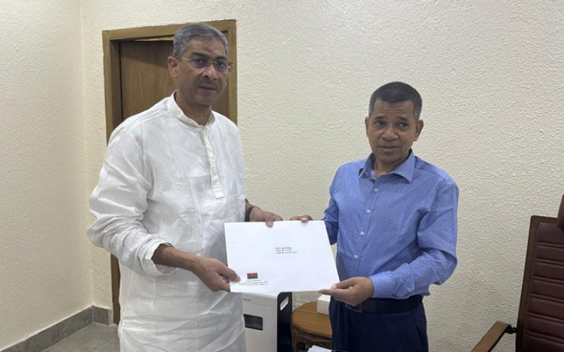 প্রধান উপদেষ্টাকে ঈদের শুভেচ্ছা জানিয়েছেন তারেক রহমান