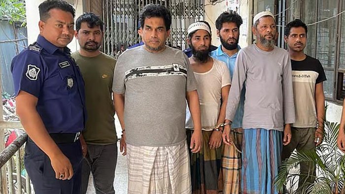 নারায়ণগঞ্জে আরাকান আর্মির প্রধানসহ ৬ জন ফের ৮ দিনের রিমান্ডে