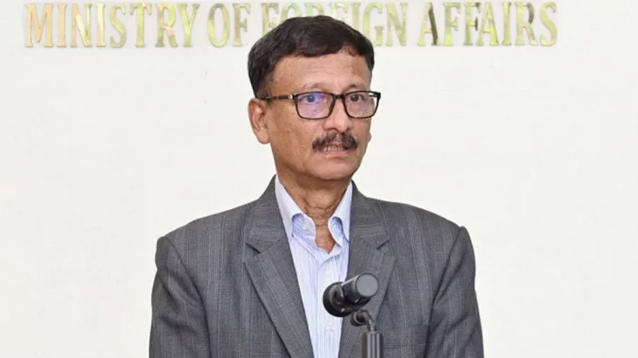 সবার আগে প্রবাসীদের সমস্যা সমাধান করতে হবে