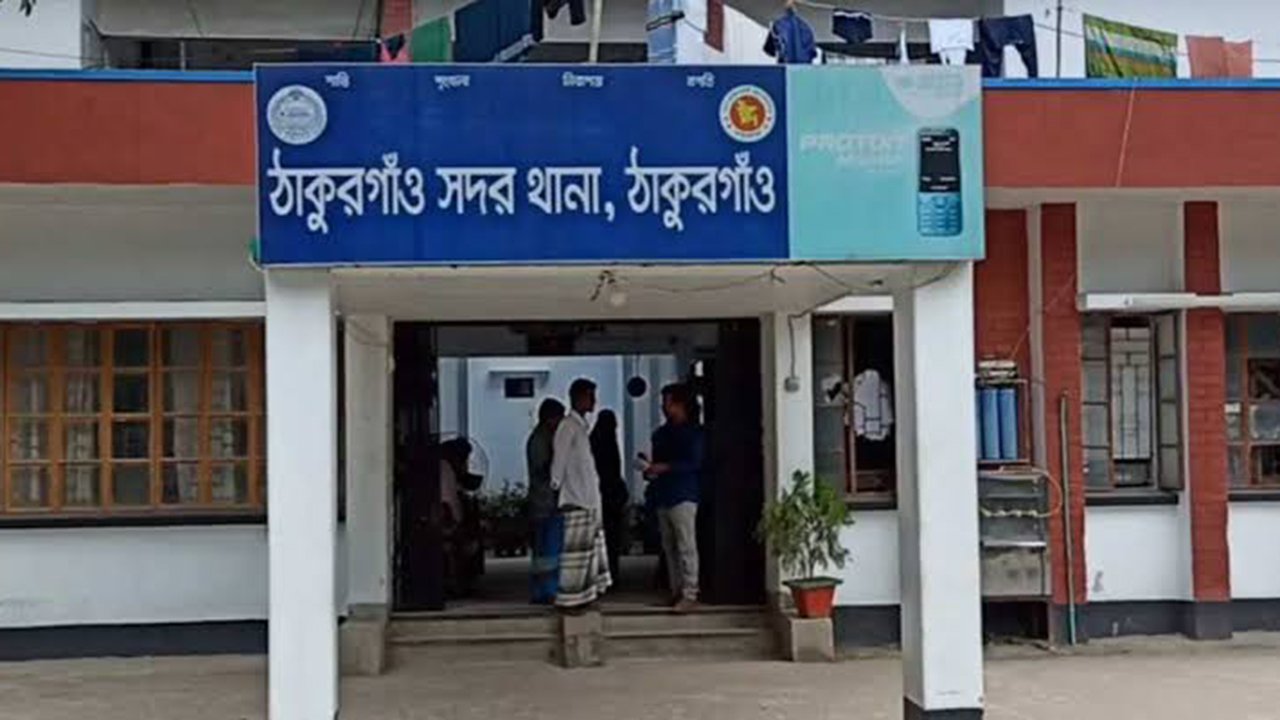 পুলিশের হাত থেকে ১৪ মামলার আসামি ছিনিয়ে নিলো দুর্বৃত্তরা