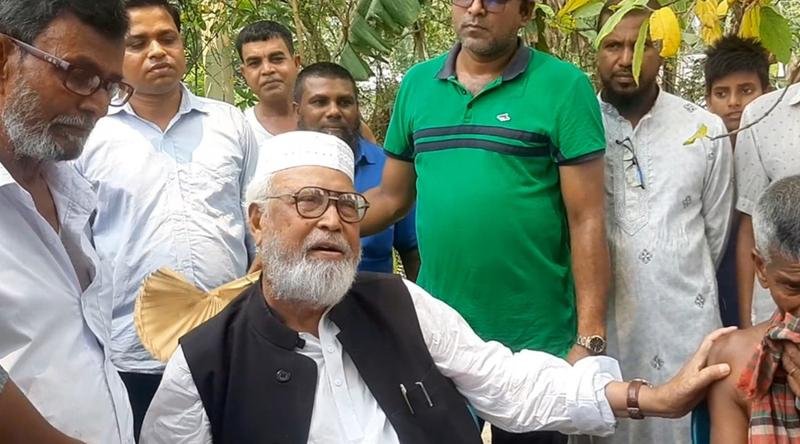 মওলানা ভাসানী ও বঙ্গবন্ধুর দল আ’লীগ কচু পাতার পানি না