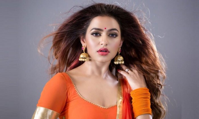 নুসরাত ফারিয়াকে কারাগারে পাঠালো আদালত