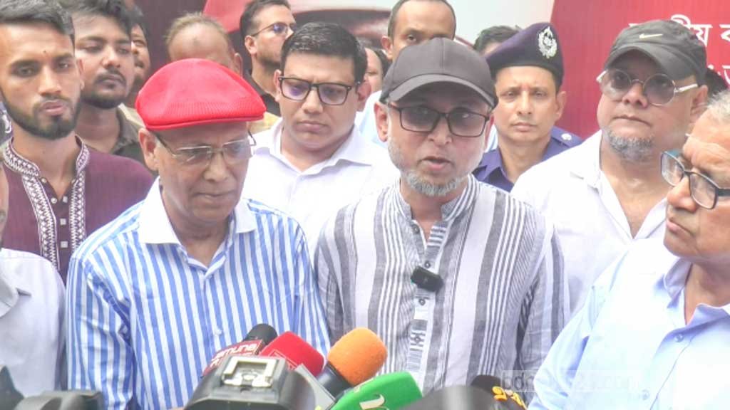 কুমিল্লায় জাতীয় কবির স্মৃতিচিহ্ন সংরক্ষণ করবে সরকার