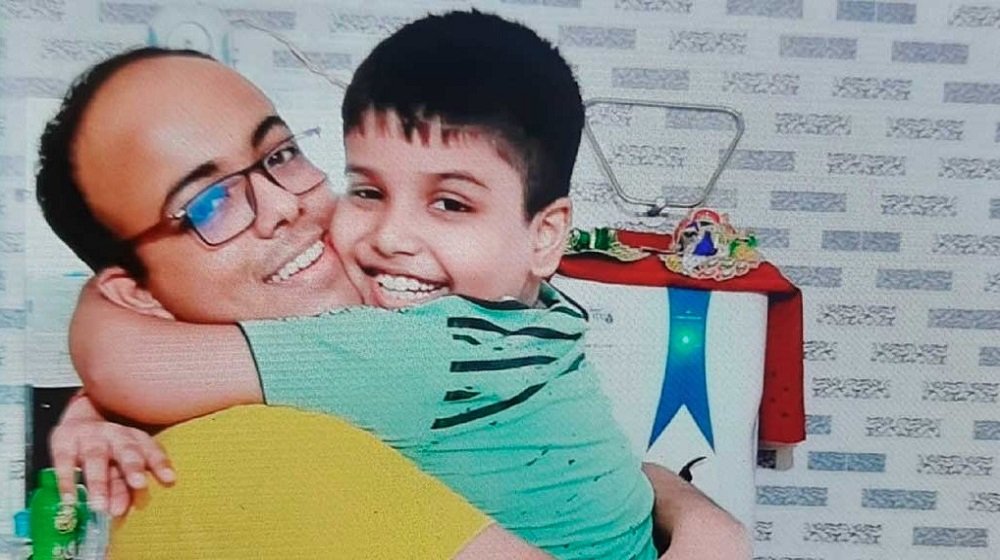 নটরডেম কলেজের ভবন থেকে পড়ে এক শিক্ষার্থীর মৃত্যু