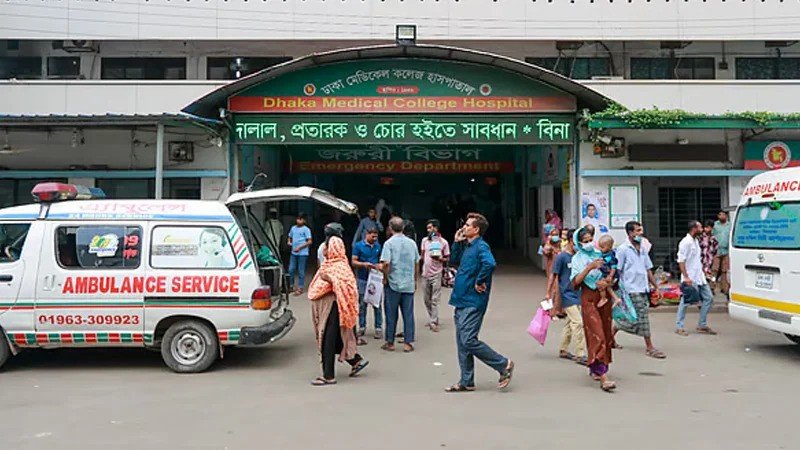 নিউমার্কেটে কর্মজীবী নারী হোস্টেল থেকে ব্যাংক কর্মকর্তার মরদেহ উদ্ধার