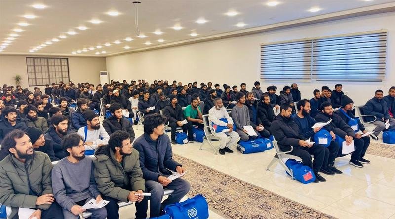 ভোরে লিবিয়া থেকে দেশে ফিরেছেন ১৫৮ বাংলাদেশি