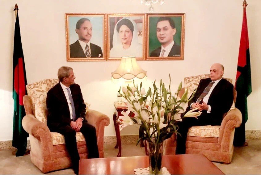 মির্জা ফখরুলের সাথে বৈঠক করলেন ব্রাজিলের রাষ্ট্রদূত ফেরেস