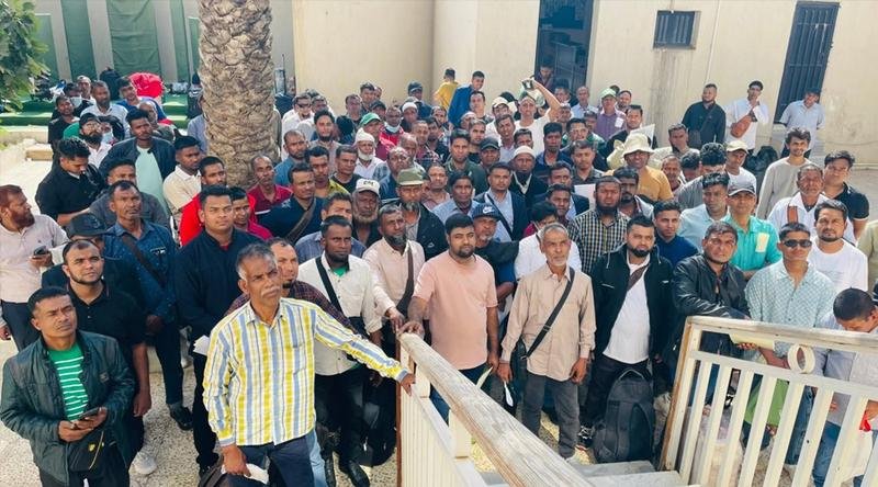 লিবিয়া থেকে দেশে ফিরছেন ১২৩ বাংলাদেশি