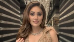 ভাইরাল শেফালির শেষ পোস্ট, কী লিখেছিলেন অভিনেত্রী