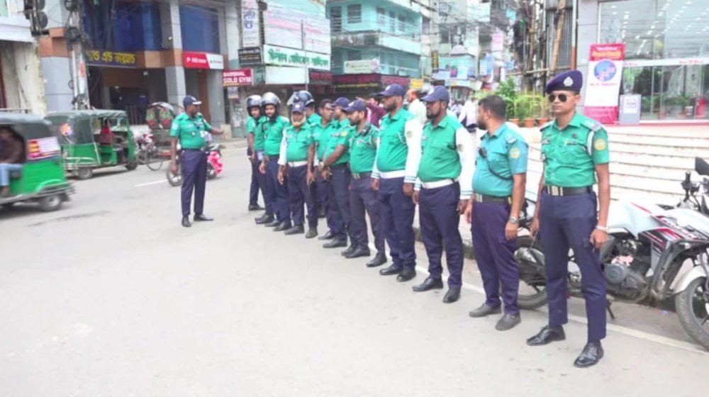 জুলাই অভ্যুত্থান ঘিরে অস্থিরতার আশঙ্কা, বরিশালে বিশেষ নজরদারি