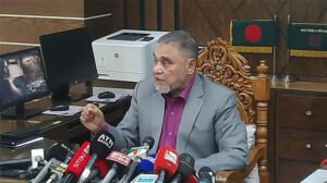 আওয়ামী লীগের বিচার চলমান, ভোট দিতে পারবে সমর্থকরা: সিইসি