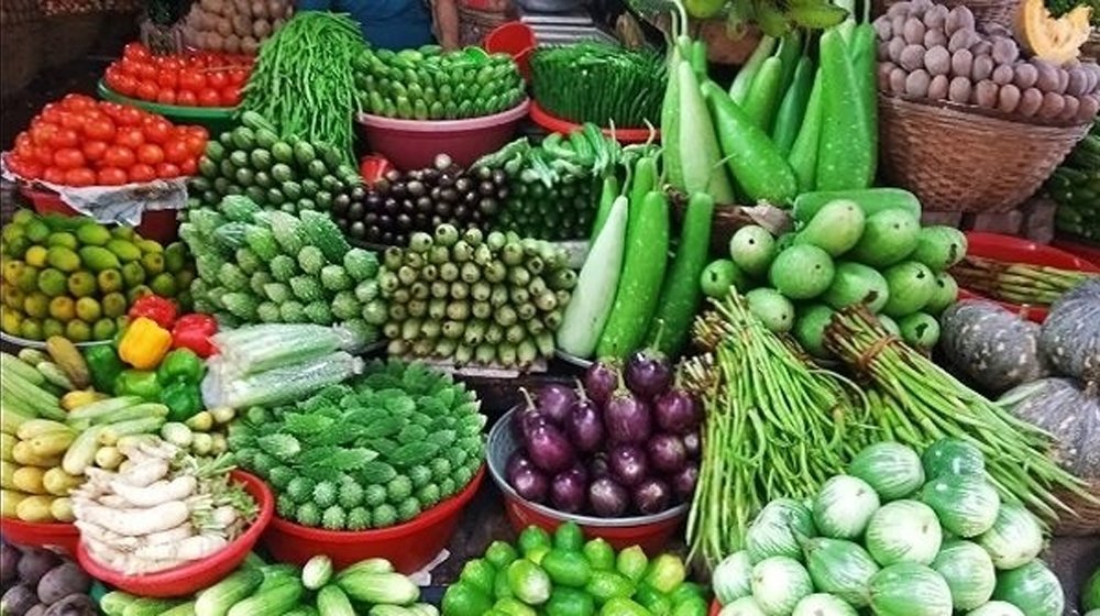 অস্থির বাজার, লাগামহীন সব ধরনের সবজির দাম