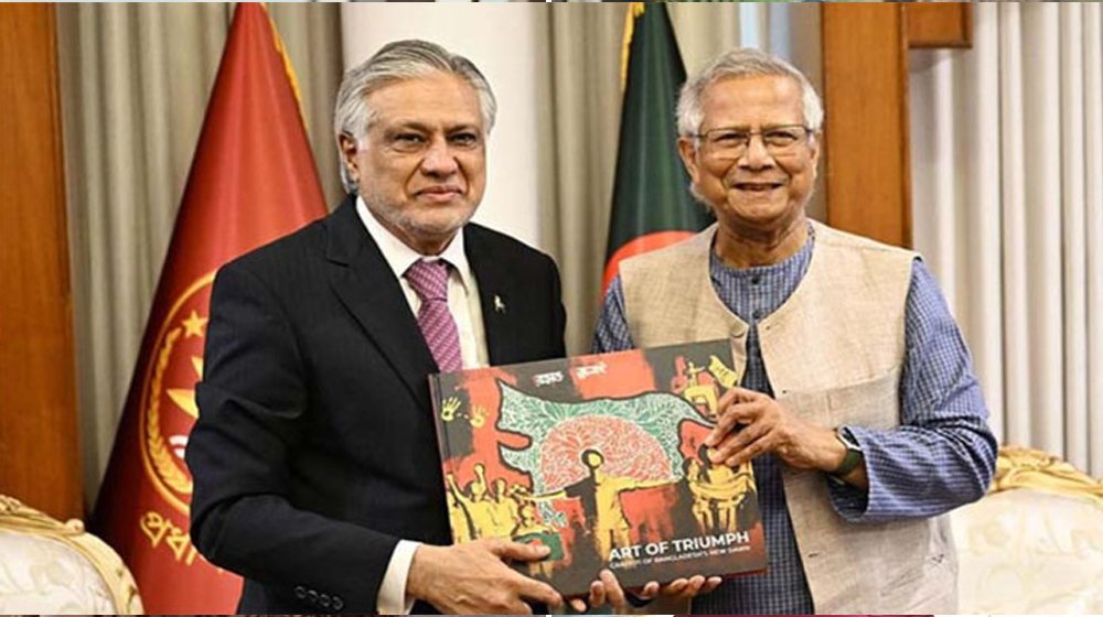 প্রধান উপদেষ্টার সঙ্গে পাকিস্তানের উপ-প্রধানমন্ত্রীর সাক্ষাত