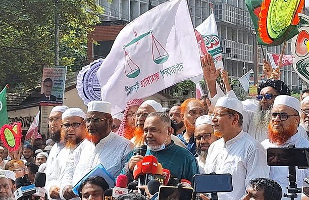 সোজা আঙুলে ঘি না উঠলে আঙুল বাঁকা করার কথা বললেন জামায়াত নেতা তাহের