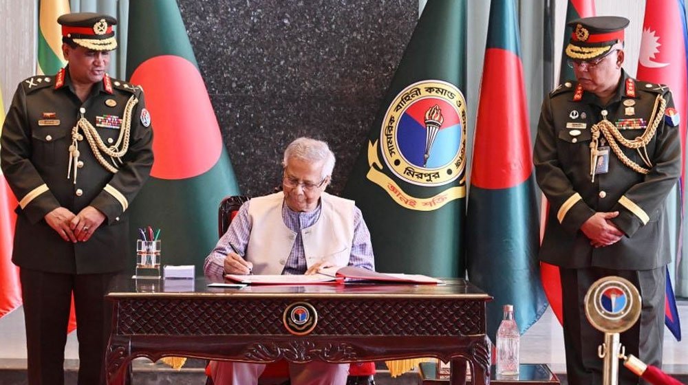 শান্তিপূর্ণ-উৎসবমুখর নির্বাচন নিশ্চিতে সেনাবাহিনীর সহায়তা প্রয়োজন: প্রধান উপদেষ্টা