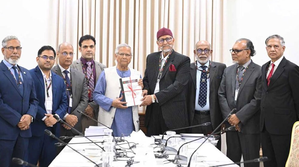 বিডিআর হত্যাকাণ্ডে দলগতভাবে জড়িত আওয়ামী লীগ, মূল সমন্বয়কারী তাপস: কমিশন