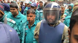 সন্ত্রাস বিরোধী আইনের মামলা: স্ত্রীসহ মেজর সাদিক পাঁচ দিনের রিমান্ড