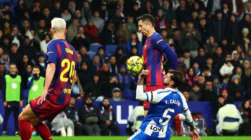 শেষ সময়ের দুই গোলে বার্সেলোনার জয়