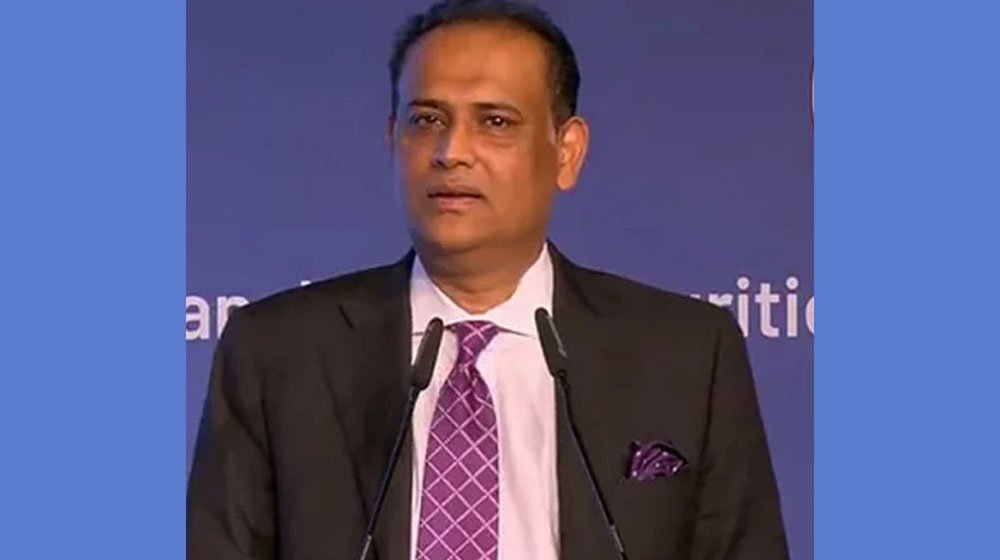 বিদেশে সাবেক ভূমিমন্ত্রী সাইফুজ্জামানের ২৯৭ বাড়ি-৩০ অ্যাপার্টমেন্ট জব্দের আদেশ