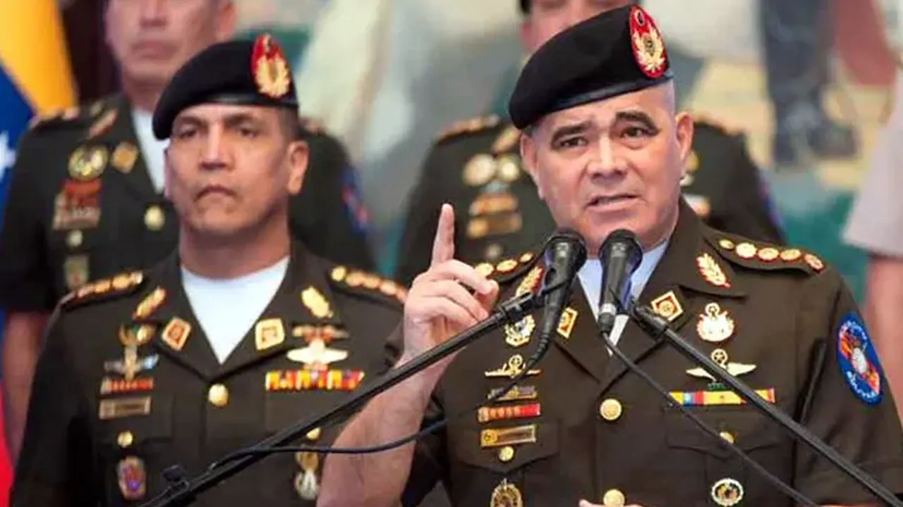 তারা আমাদের দমাতে পারবে না : ভেনেজুয়েলার প্রতিরক্ষামন্ত্রী