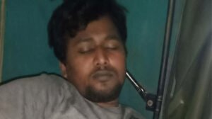 চট্টগ্রামে মুখোশ পরে এসে শ্রমিক দলের নেতাকে গুলি